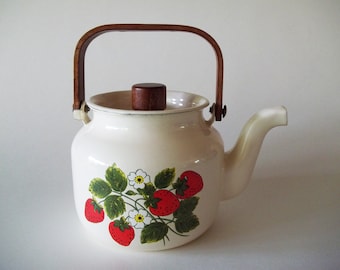 Strawberry Enamel Tea Kettle, Country Kitchen Strawberries, Wood Handle, Vintage Enamelware Tea Pot, 1970s