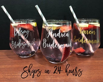 Wine Glasses - Wine Glass with Sayings - Custom Wine Glass - Personalized Wine Glass - Wine Glass for Mom - Name Wine Glass - Etched Glass
