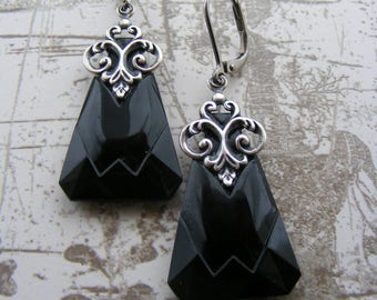 Art Deco Jet Black Glass and Silver Ox Earrings