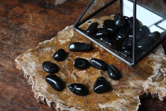 Smooth Black Tourmaline Stone, Black Tourmaline Tumbled Stones, Tumbled Stones, Polished Black Tourmaline, Reiki, Crystal Grid