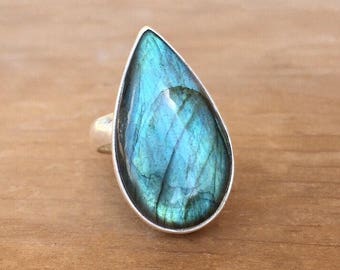 Labradorite and Sterling Silver Ring, Flashy Labradorite Ring, Labradorite Teardrop Ring, Green Labradorite Ring, Adjustable Ring