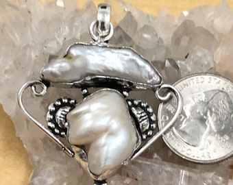 Beautiful Biwa Pearl Pendant Necklace