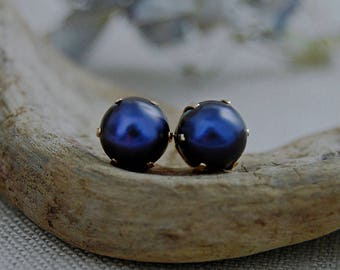 Reza- large freshwater pearls, pearl stud earrings, purple and blue pearls, gold earrings, rare pearl earrings, jewelry gift idea, for her