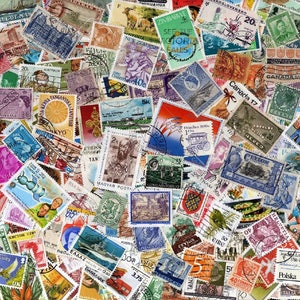 100 unchecked old and recent randomly selected postage stamps