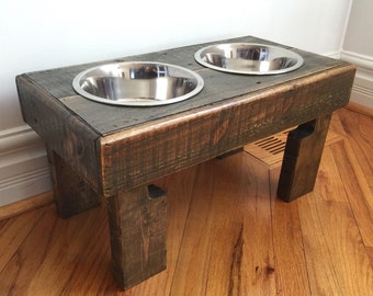 Reclaimed rustic pallet furniture dog bowl stand pet feeding