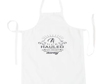 A trucker hauled my heart away Apron v961b