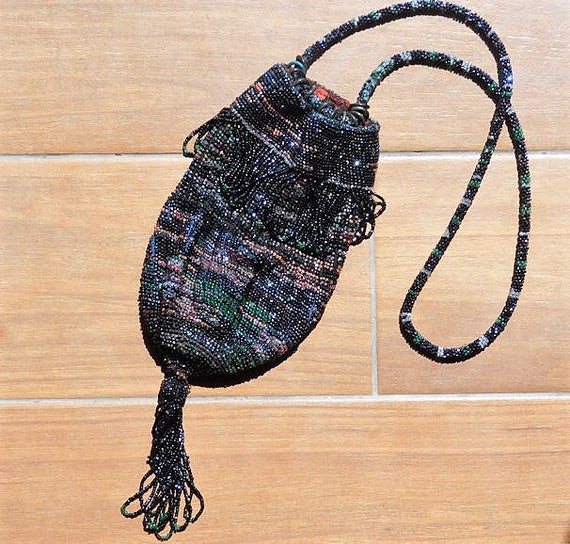Drawstring Purse / Handbag / Pouch / Reticule / Bag / Fringe Tassel / Flapper Fashion / Czech Glass / Micro Bead