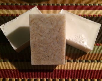Oatmeal & Honey Goats Milk Soap