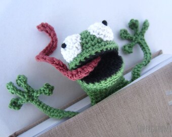 Amigurumi Crochet Frog Bookmark