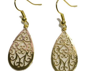 Golden Teardrops Earrings
