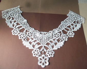 x 1 beautiful applique lace collar facing 49.5 white floral lace x 33 cm F 10