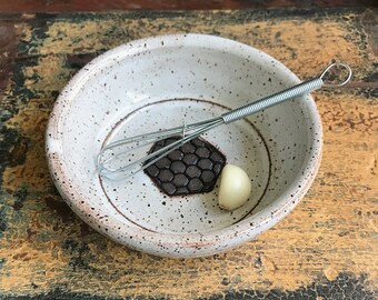 Ceramic Garlic Grater Bowl - Garlic Grater Dish - Ginger Grater