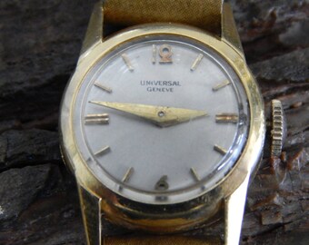 18kt Gold Vintage 1960's Women's. Gold Universal Geneve 17 Jewel Watch