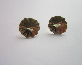 Vintage Scalloped Disc Stud Pierced Earrings