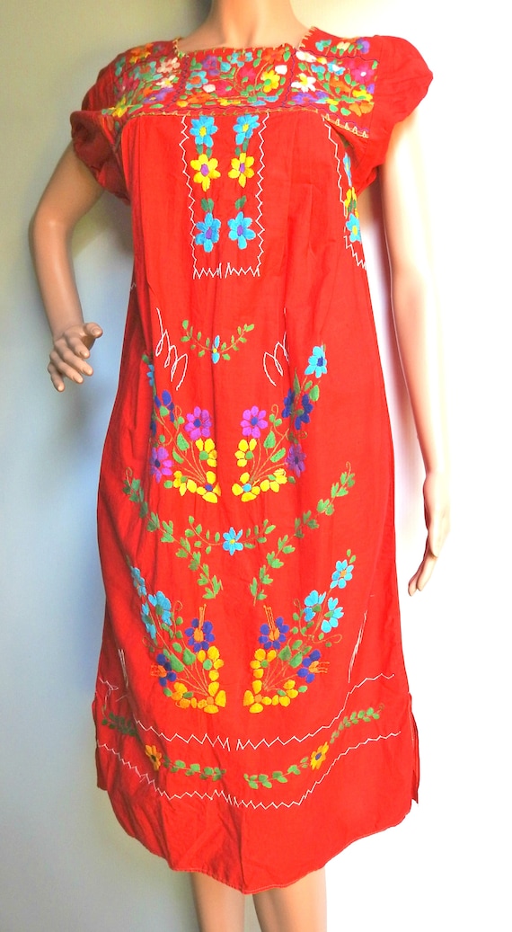 VINTAGE embroidered MEXICAN peasant DRESS