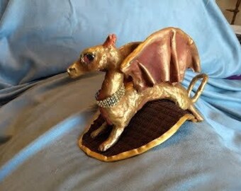 Gold Shoulder Dragon
