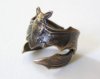 Gothic Steampunk FLYING FOX Bat RINGs, Leathery wing wraps around finger, halloween (br)