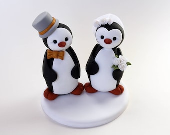 Bride and Groom Penguin Wedding Cake Topper // With Veil and Top Hat // Made to Order