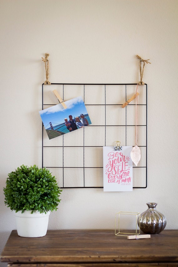 Wire Wall Grid Photo Display Dorm Decor Memo Board Wire Wall Grid Photo Display Dorm Decor Memo Board