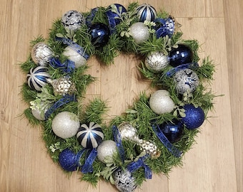 Blue and Silver Garland Christmas Wreath, Christmas Wreath, Holiday Wreath, Front Door Wreath, Holiday Christmas Wreath, Blue, Silver