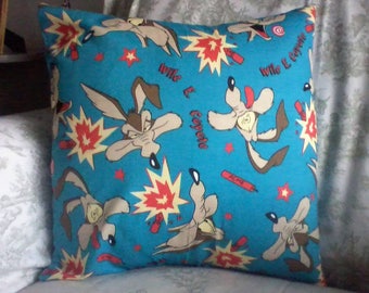 Wile E. Coyote pillow cover