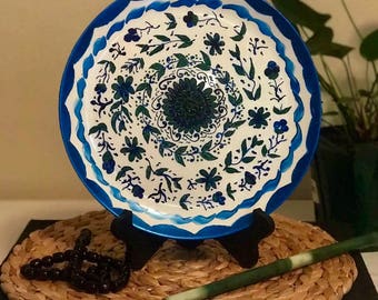 Hand-painted simple touch of nature decorative plate
