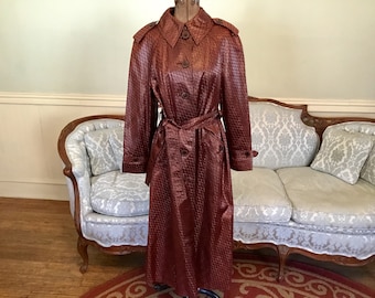 1970s Trench Coat Made in France / Blizzand Coat / Vintage Trench Coat Glossy Fabric