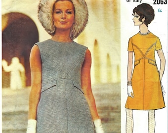 Vintage 1960's Sewing Pattern Vogue Couturier Design Valentino Dress Bust 36"