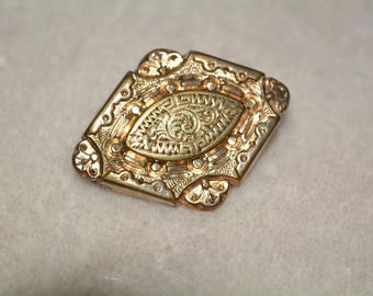 Victorian Pinchbeck Brooch