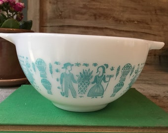 Pyrex Turquoise Amish Butterprint Mixing Batter Bowl #441 1 1/2 Pt.