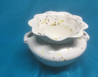 Small African Violet pot
