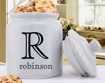 Personalized Cookie Jar - Ceramic Cookie Jar - Family monogram Cookie Jar - Monogrammed Cookie Jar - Gifts for Mom - GC1077