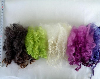 15g (58.00 Euro/100g) 0.5oz wool curls, wool locks, doll hair, wensleydale locks, wensleydale curls, hand dyed locks, felting wool,100% wool