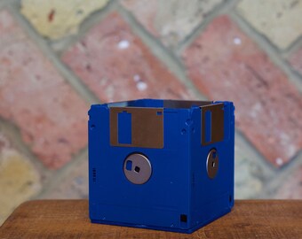 Recycled Floppy Disk Desk Tidy (Blue)