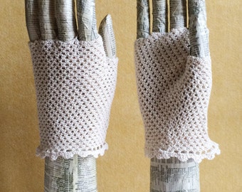 Fingerless Crochet Gloves - Fishnet design