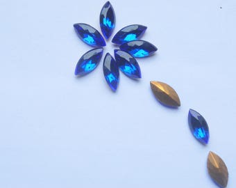 Strass cristal navettes vintage . 15 mm x 7 mm . lot de 10