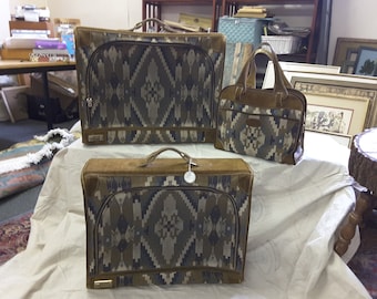 3 Piece Aztec Navajo Vintage French Company Luggage Set