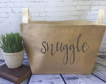 snuggle burlap bin/ burlap storage basket/ throw blanket storage/ blanket basket