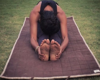 Wild Hemp Yoga Mat. 100% Handmade, Eco Friendly, Natural and Biodegradable. Naturally Rubber & Latex Free