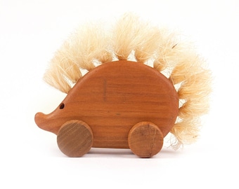 Wooden eco friendly toy - SMALL HEDGEHOG