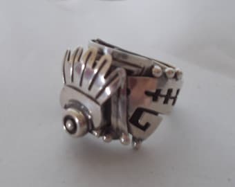 Vintage~Sterling Silver~Poison Ring~Pill Box~Locket~Snuff~Ring~Ring~Secret Compartment~Mexico~925~Man~Woman~Fine Jewelry~Size~8~Adj.~Signed