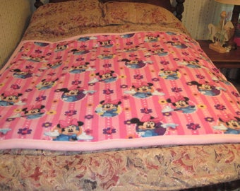 Crib Sized Minnie Mouse Fleece Blanket in Pink