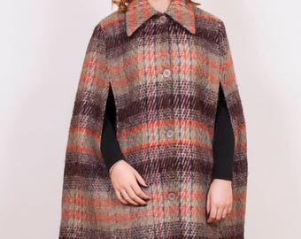 Vintage Macnab Tartan Wool Cape - www.brickvintage.com