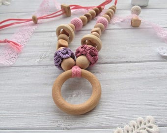 Pink Purple Crochet Teething Necklace Wooden Rings Nursing Necklace Biting Beads Gift for Newborn Juniper Teether Toy Breastfeeding Jewelry