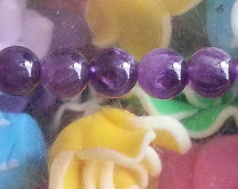 5 Amethyst beads in 6 mm in diameter, hole 1 mm