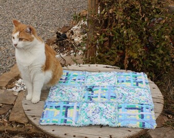 Pet Blanket, Pet Supplies, Sofa Cover Blue Cat Bed, Pet Bedding, Luxury Pet Bed, Cat Accessories, Crate Mat, Travel Bed, Handmade Cat Quilt