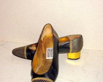sz 8 m vintage black and gold low heel shoes TIMOTHY HITSMAN label