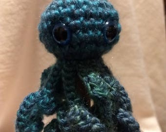 Lulu Jellyfish Octopus finger puppet