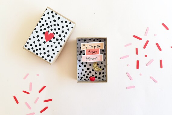 Hearts diorama small message box - Valentin gift - Valentine gift - valentine's day - love gift - Little gift for her - little gift for him