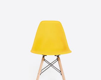 The Cooper Chair - 4 Peg Leg Chair